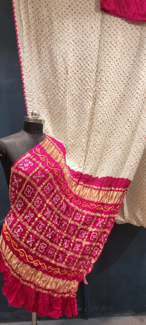 Pure gaji silk color bandhej saree.. - Image 8