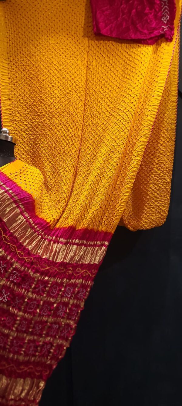 Pure gaji silk color bandhej saree.. - Image 6