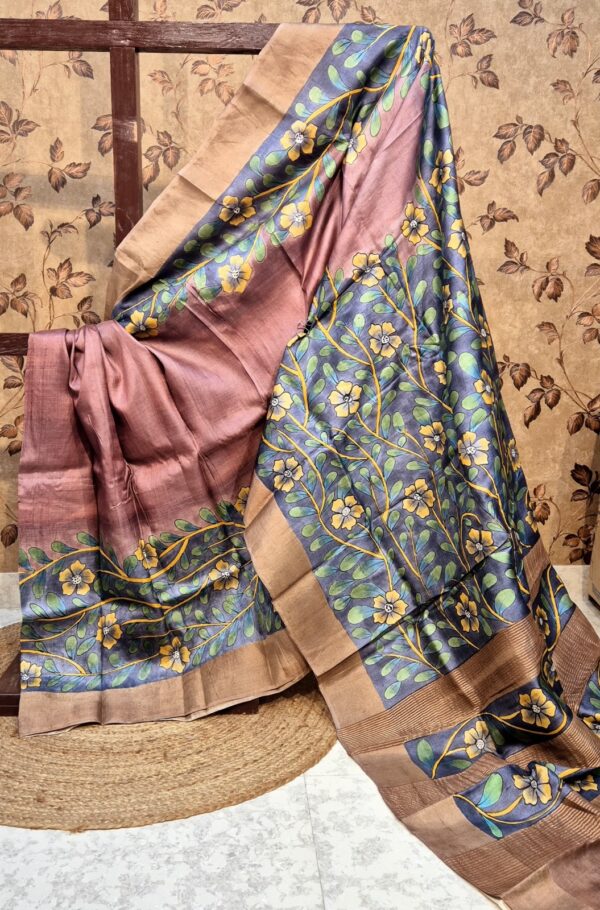 HAND KALAMKARI ON ZARI BORDER TUSSAR SAREE WITH BLOUSE.s